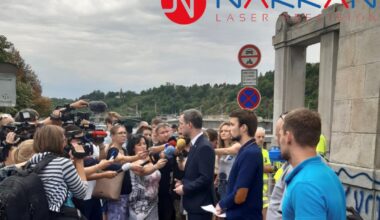 Zdenek Hrib on a demonstration of cleaning laser