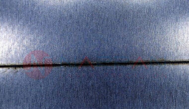 Pulsní laser, 150 W, rychlost řezu 90 mm/s