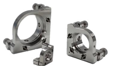 Vacuum holders for mirrors, lenses and iris diaphragms