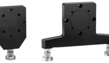 Levelling feet for 50 and 100 mm rails