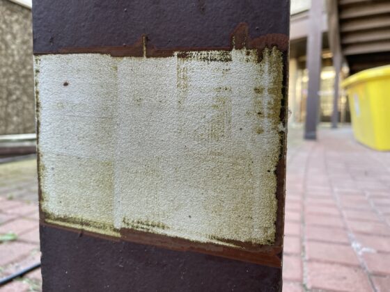 Hotel thermal laser cleaning