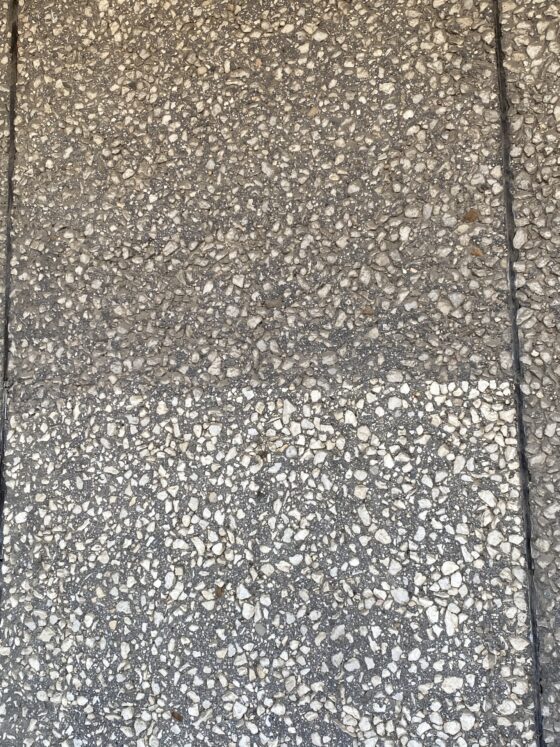 Laser cleaning of fine stone