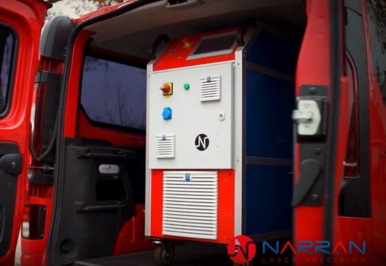 Portable cleaning laser