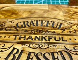 Gravírování dřeva CO2 laserem