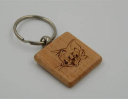 Výroba klíčenek laserem