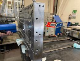 Laser mould servicing