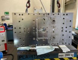 Industrial moulds cleaning