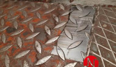 Čištění ocelových konstrukcí laserem