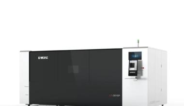 Laserový řezací stroj