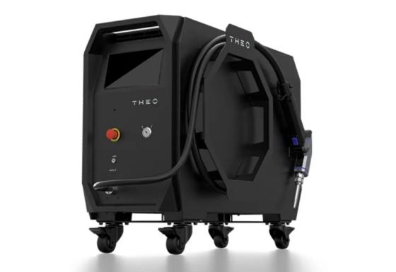 Laserová svářečka THEO