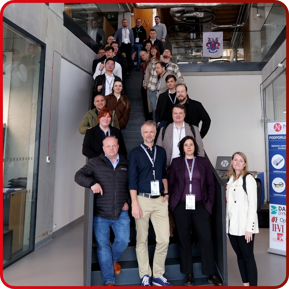 Participants of Czech Photonics Mission visiting Narran facility group photo